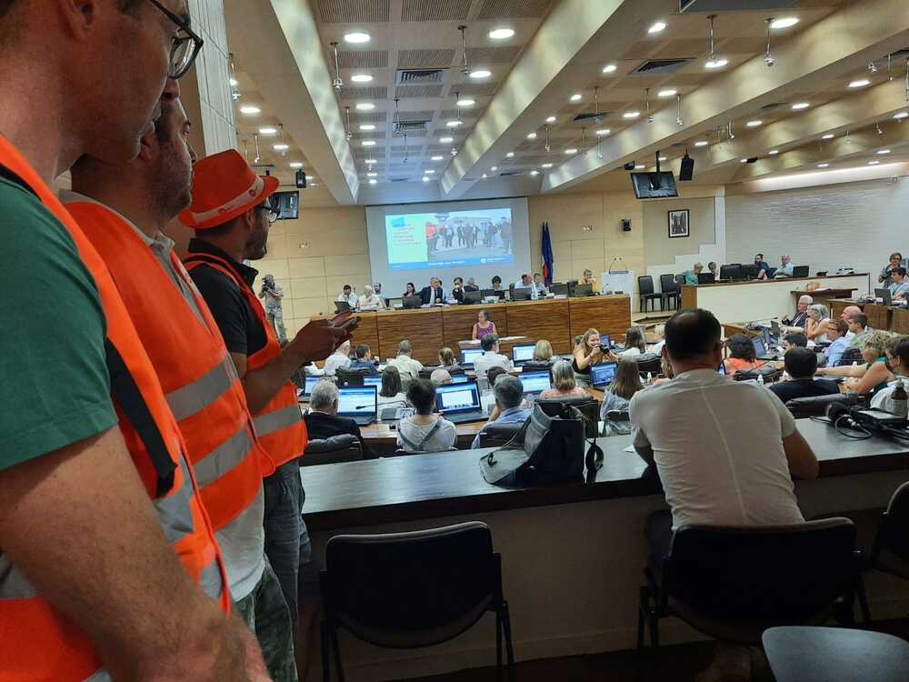 Mobilisation des agents du Département de l'Aveyron à Rodez le 17 juin 2022 - CFDT